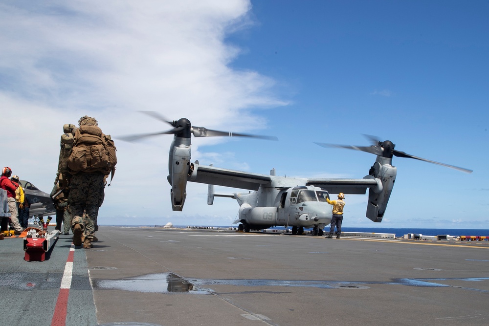 USS Tripoli and VMM-262 (Reinforced) Flight Operations