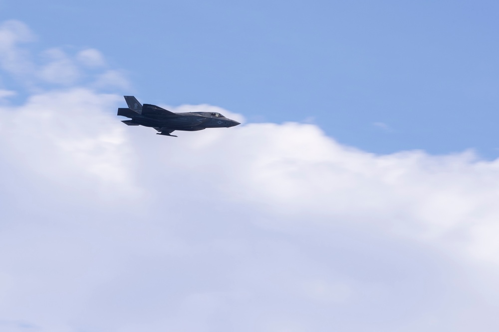 F-35 High Speed Fly By