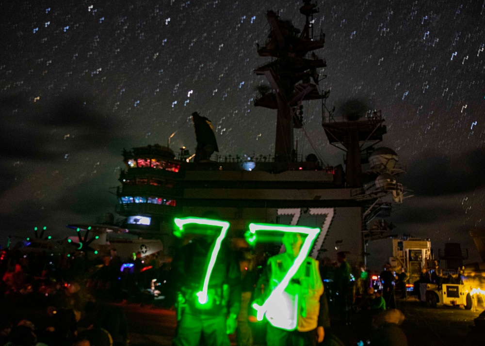 USS George H.W. Bush (CVN 77) Stargazing Event