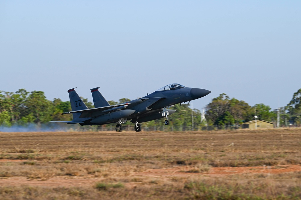DVIDS - Images - USAF arrives for PB22 [Image 2 of 6]