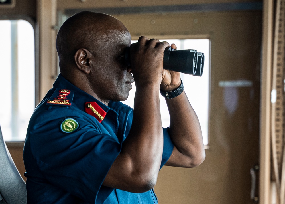 USS Hershel “Woody” Williams hosts Tanzanian People’s Defense Force leaders