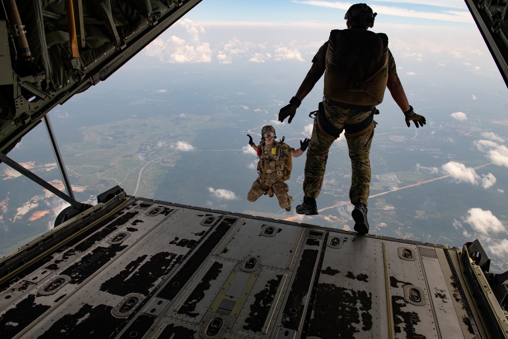 Multilateral SARX and Mass Casualty exercise wraps up Pacific Angel 22