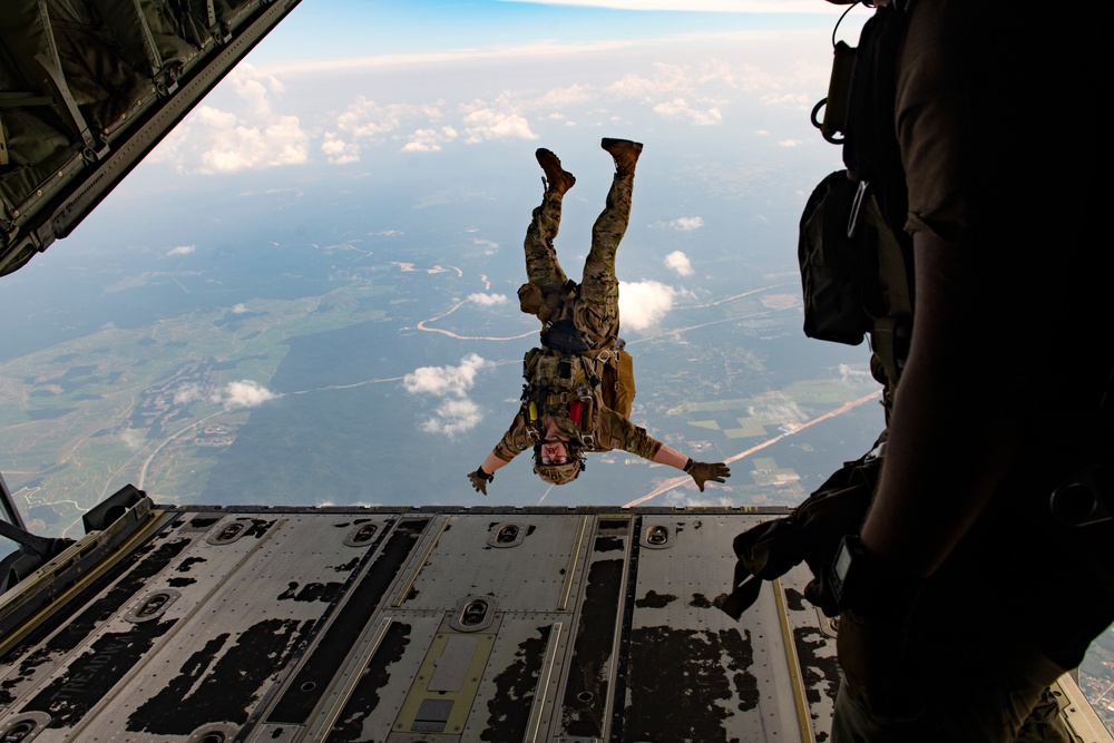 Multilateral SARX and Mass Casualty exercise wraps up Pacific Angel 22