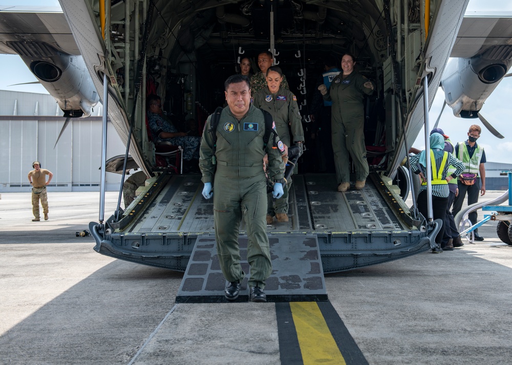 Multilateral SARX and Mass Casualty exercise wraps up Pacific Angel 22