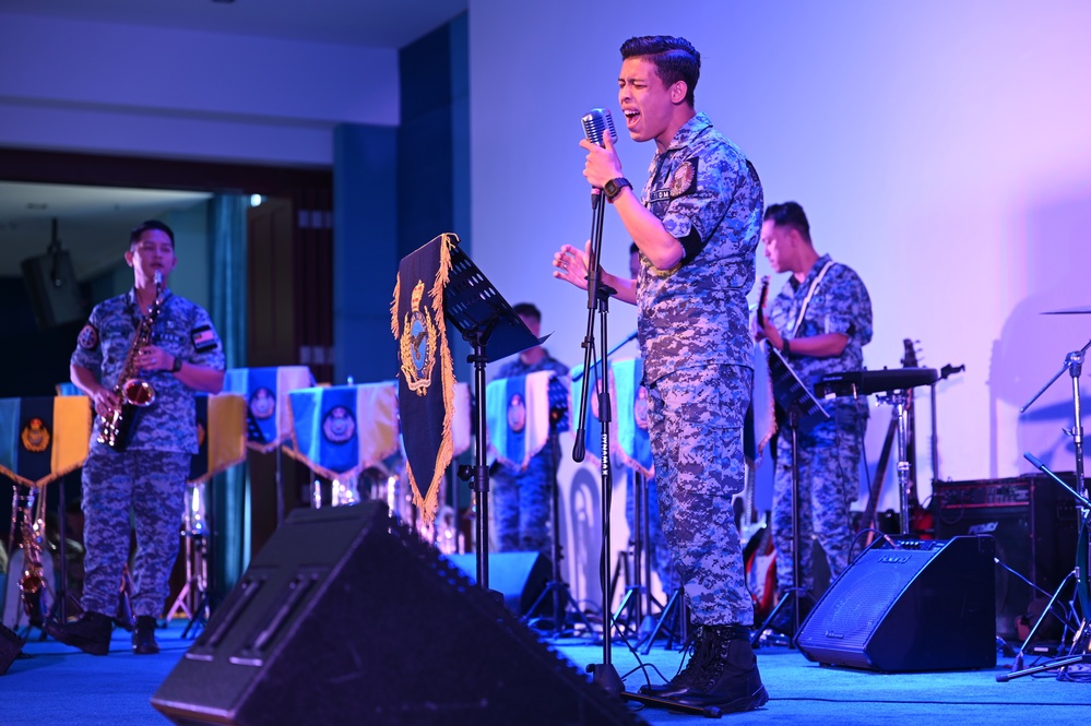 PACANGEL22 ENDEX celebration