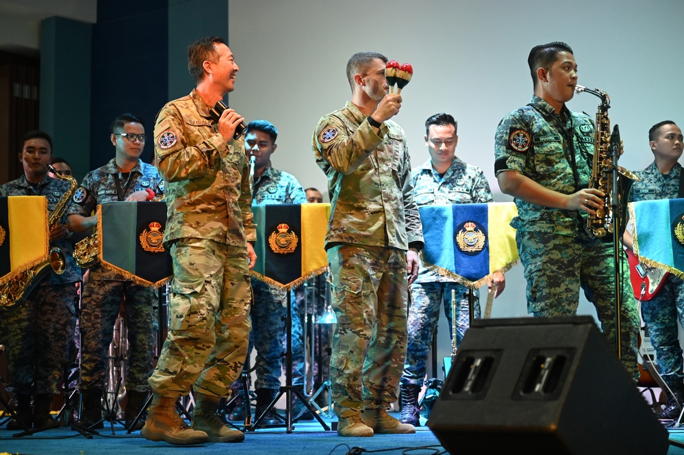 PACANGEL22 ENDEX celebration