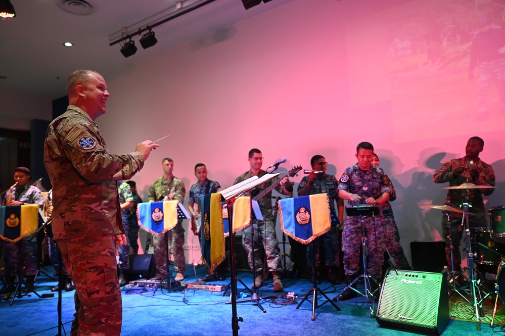 PACANGEL22 ENDEX celebration