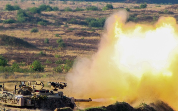 1-68 AR conducts an Abrams platoon live-fire exercise