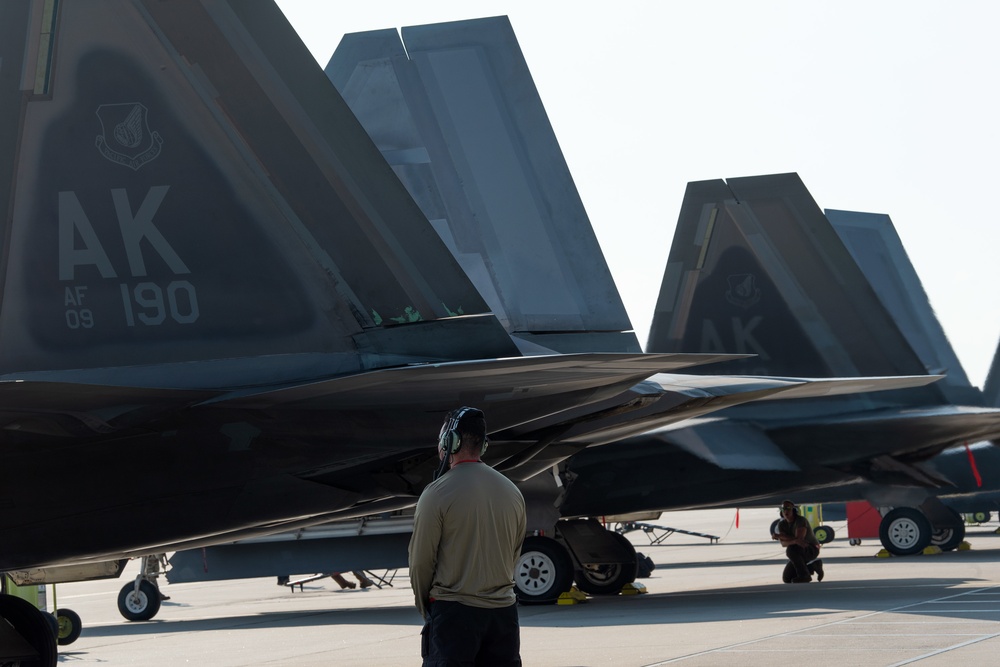 90th Expeditionary Fighter Squadron conduct Flightline Operations