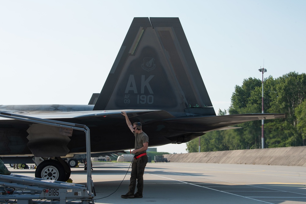 90th Expeditionary Fighter Squadron conduct Flightline Operations