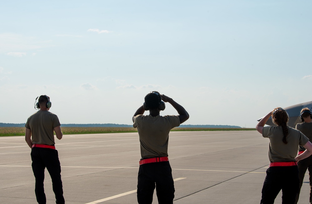 90th Expeditionary Fighter Squadron conduct Flightline Operations