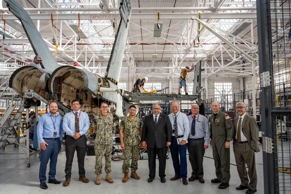 SECNAV visits the F-18 Service Life Modification line site