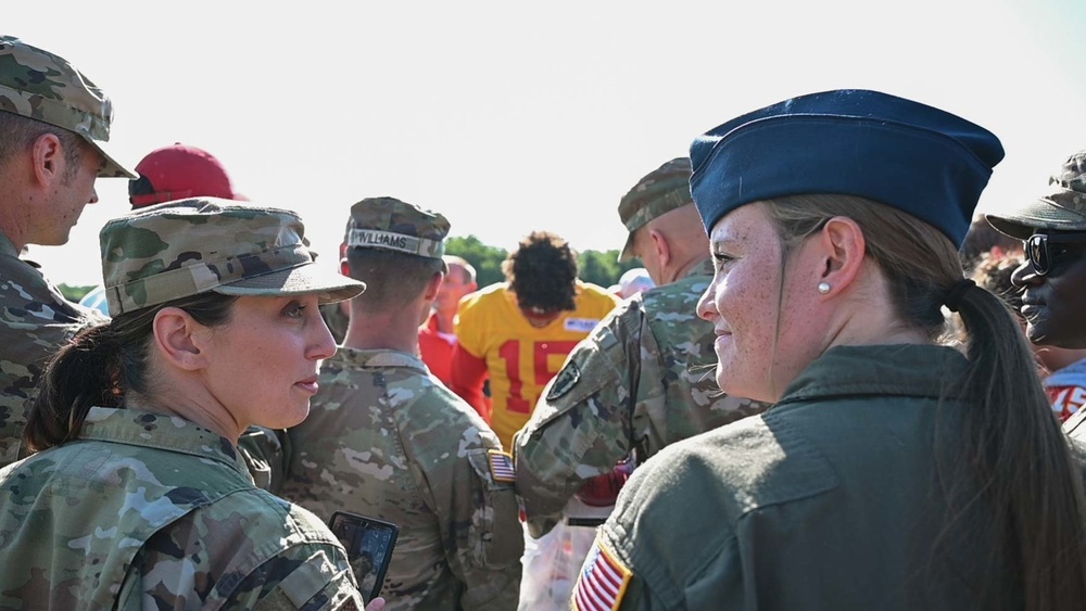 Kansas City Chiefs host military appreciation day during training camp