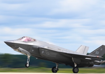 The 58th Fighter Squadron executes exercise Northern Lightning at Volk Field