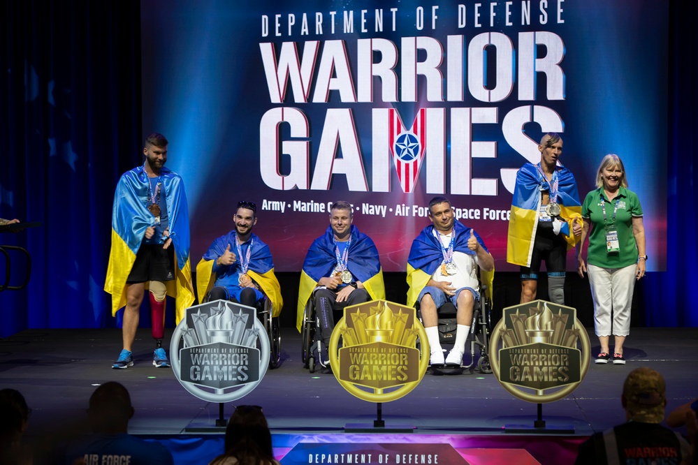 2022 DoD Warrior Games Cycling Medaling Ceremony
