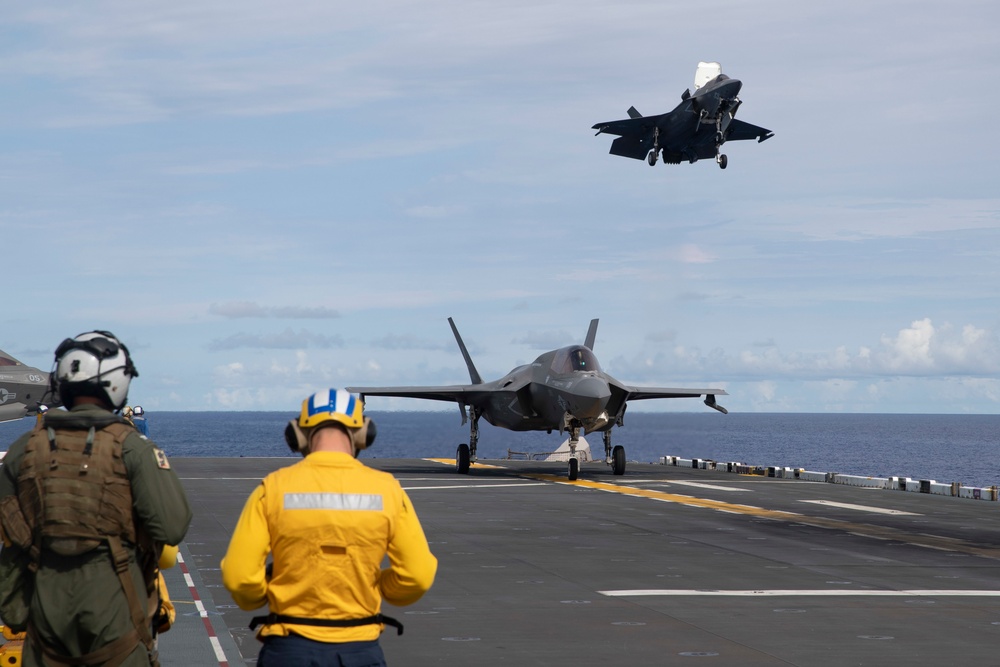 VMM-262 Flight Ops and Tripoli CO takes flight