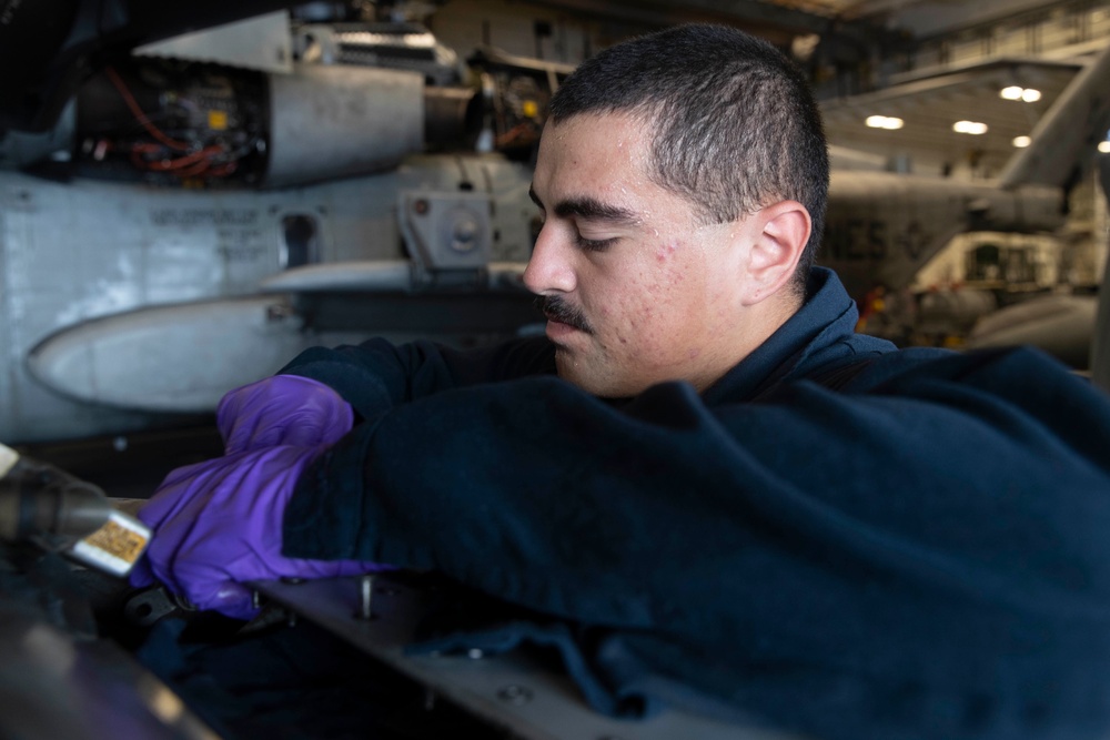 Engines and Helo Maintenance