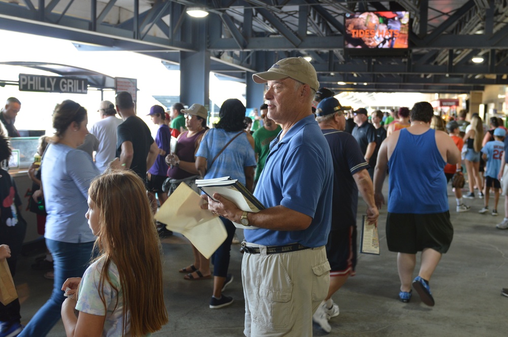 Naval Museum Volunteers conduct outreach during Navy Night