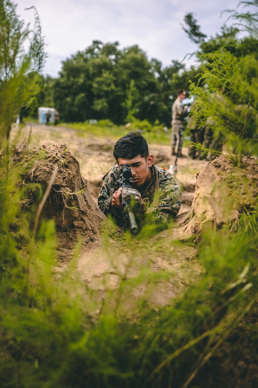 Combat Logistics Battalion 22 uses the Lightweight Water Purification System during its Marine Corps Combat Readiness Evaluation (Day 3)