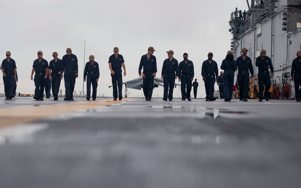 USS Bataan Sailors Get Underway