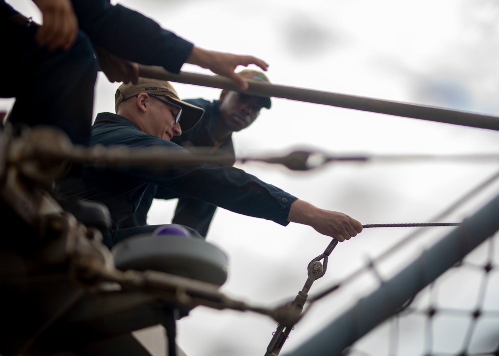 USS Bataan Sailors Get Underway