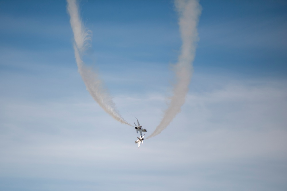 Thunderbirds soar over Alaska