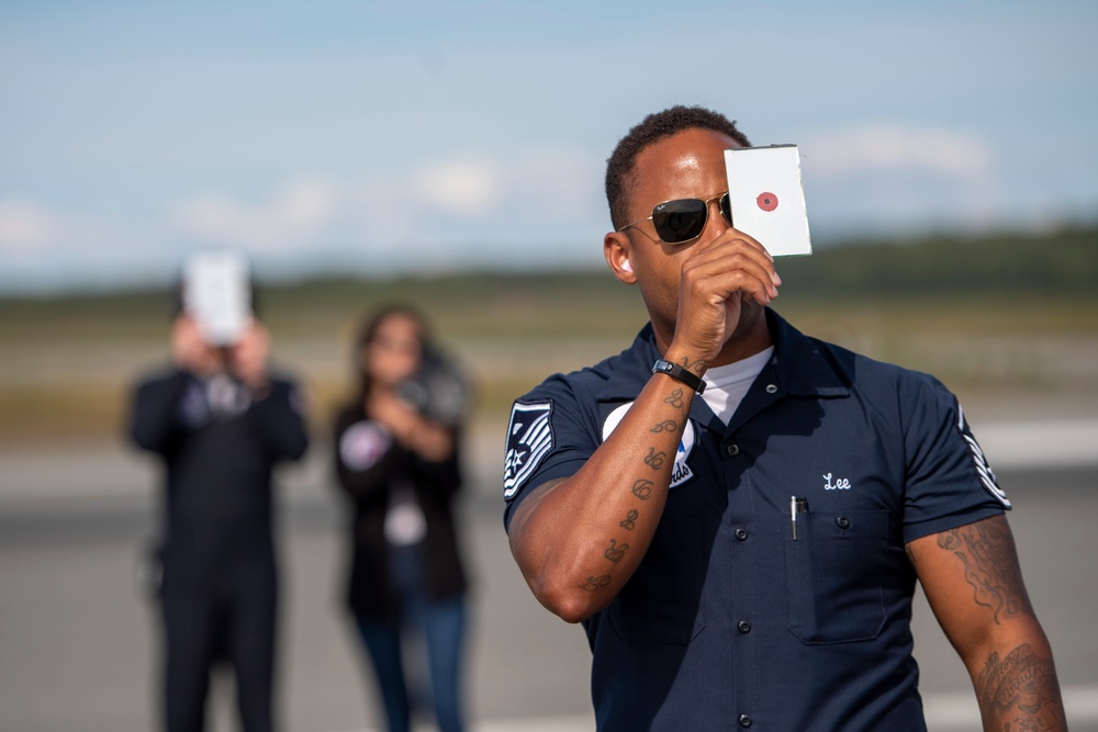 Thunderbirds soar over Alaska