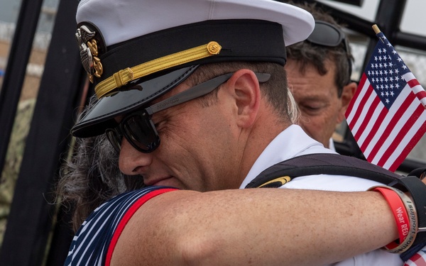 Fitzgerald Returns to Homeport