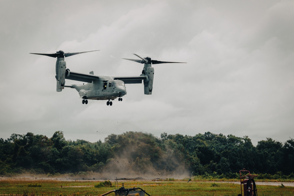 26th Marine Expeditionary Unit arrives on Marine Corps Auxiliary Landing Field Bogue