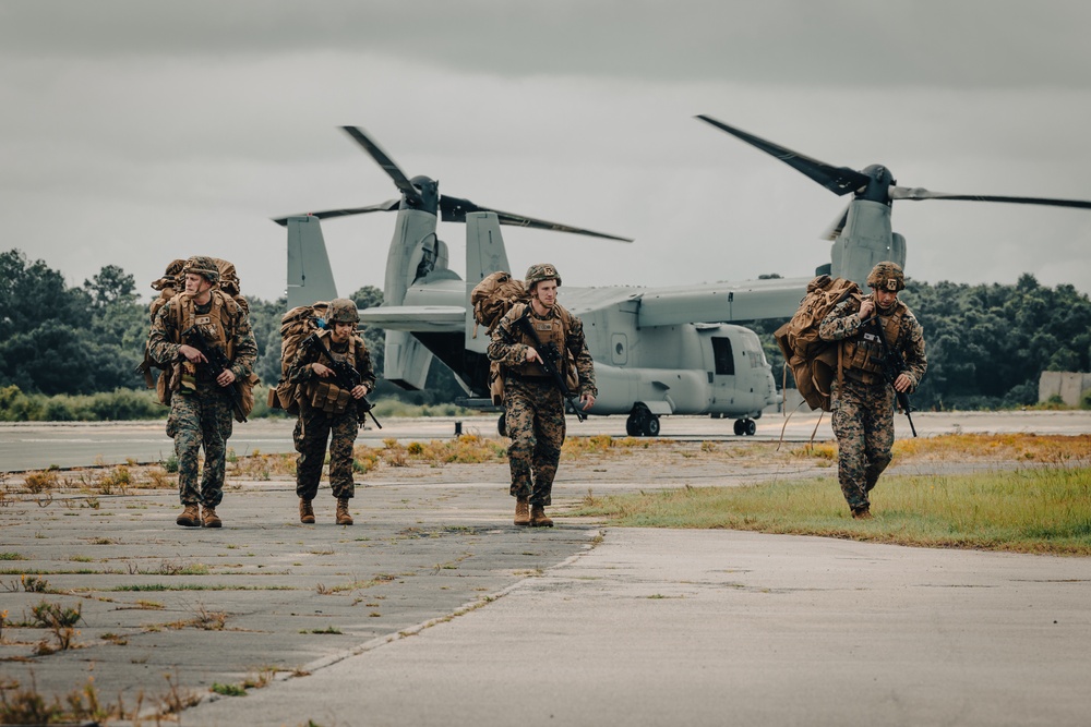 26th Marine Expeditionary Unit arrives on Marine Corps Auxiliary Landing Field Bogue