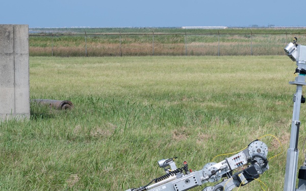 Wolf Pack EOD, Defenders train for real world contingencies