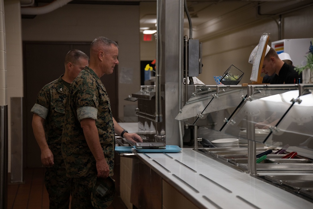 Maj. Gen. Maxwell visits Marine Corps Base Hawaii