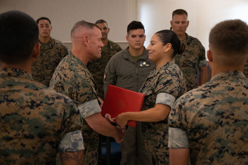 Maj. Gen. Maxwell visits Marine Corps Base Hawaii