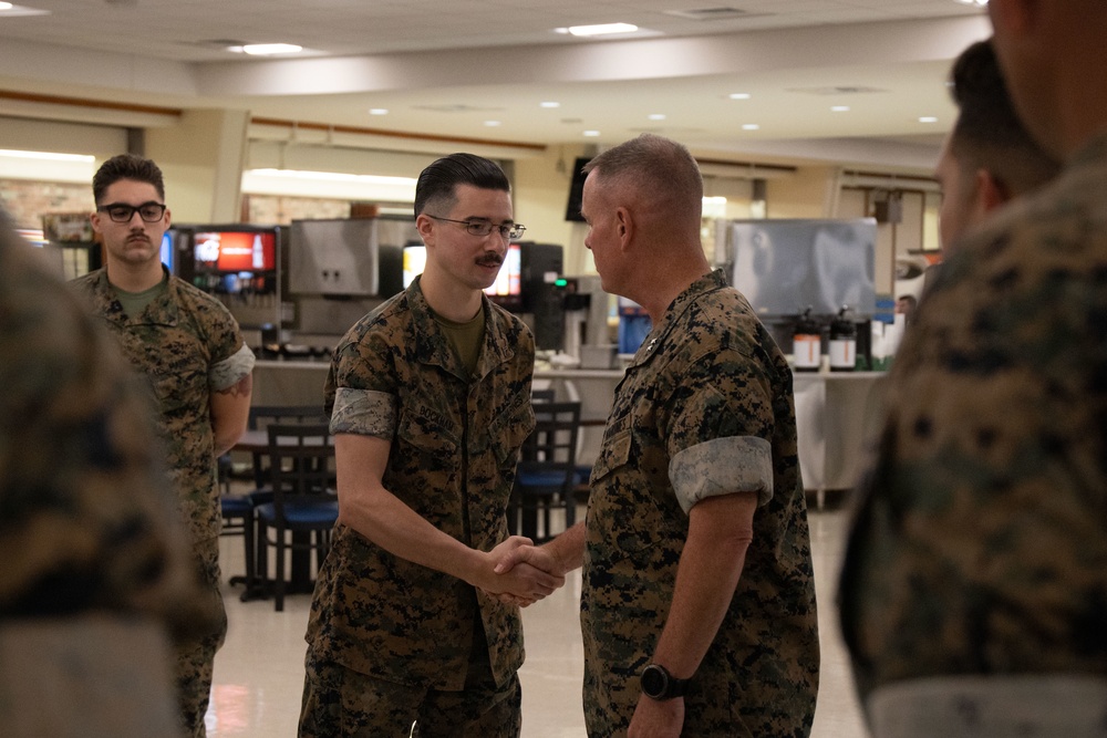 Maj. Gen. Maxwell visits Marine Corps Base Hawaii