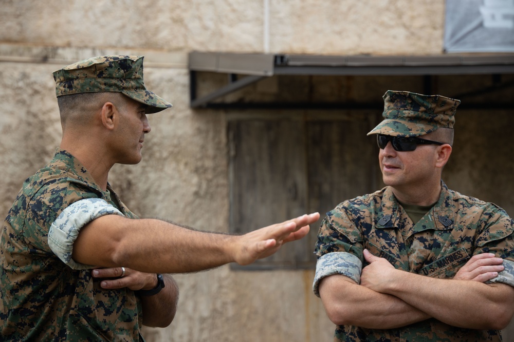 Maj. Gen. Maxwell visits Marine Corps Base Hawaii