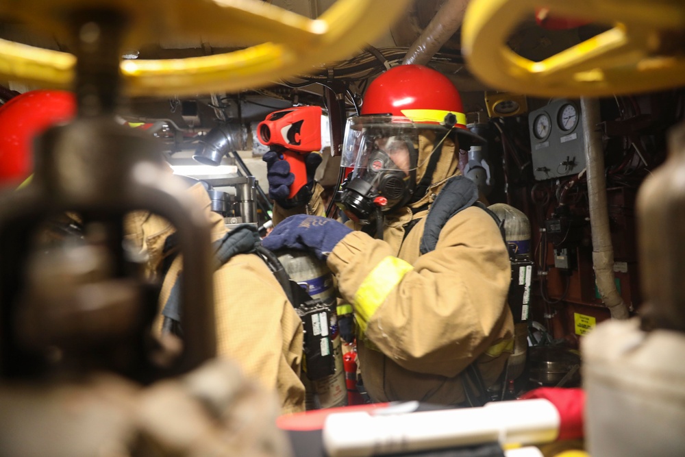 USS Barry (DDG 52) Conducts Main Space Fire Drill