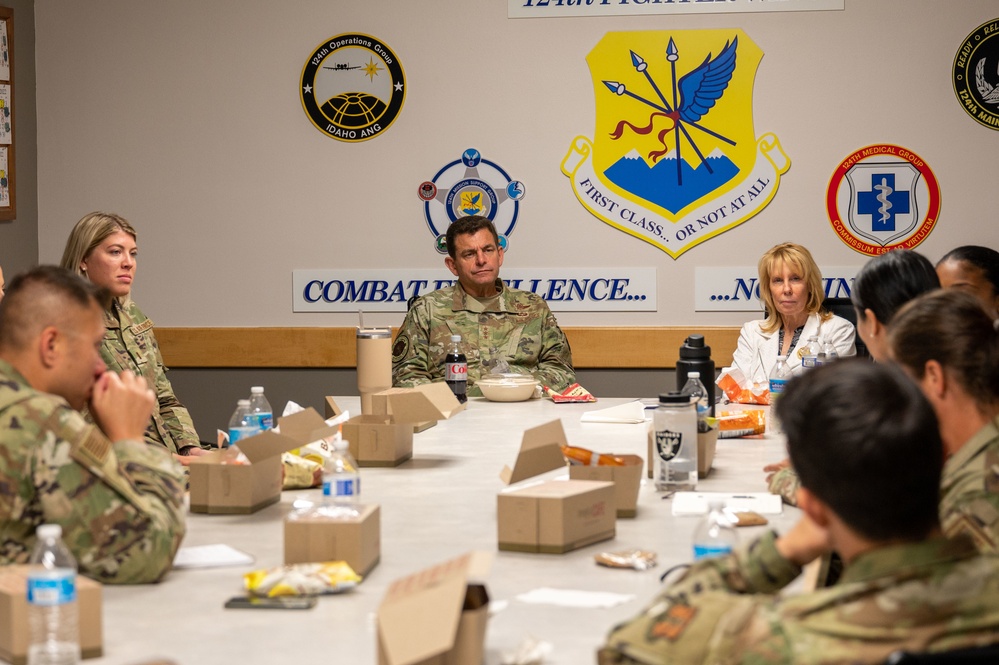 Air National Guard director visits Idaho National Guard Airmen