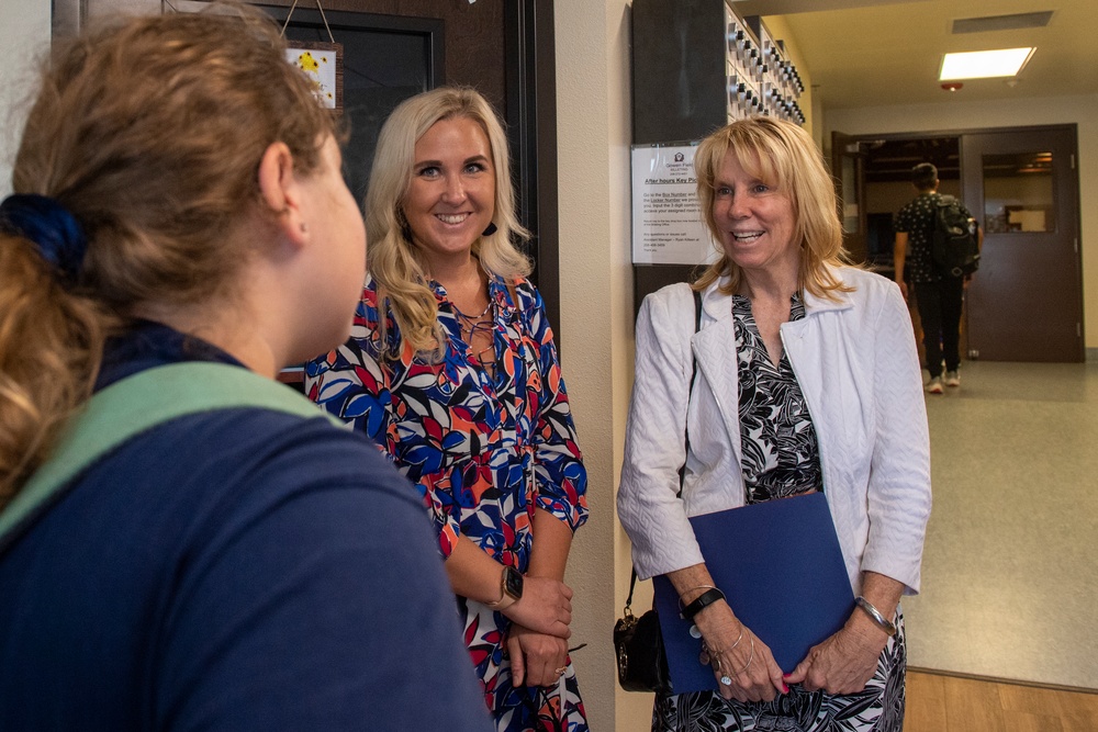 Air National Guard director’s spouse learns from Idaho National Guard Airmen