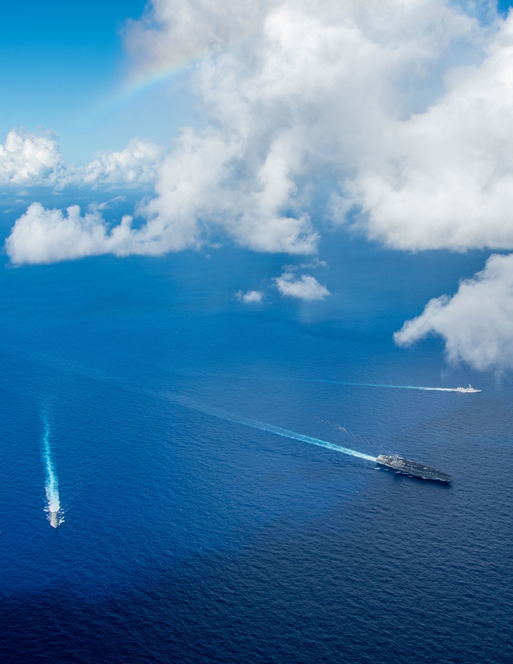 USS Ronald Reagan (CVN 76) conducts photo exercise with JMSDF