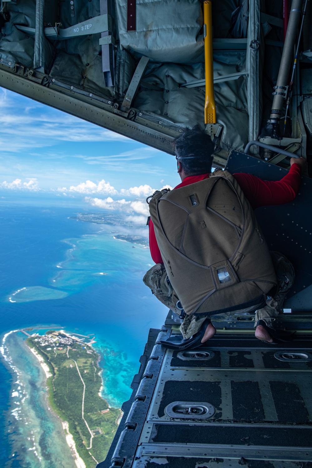 Always sky dive with friends