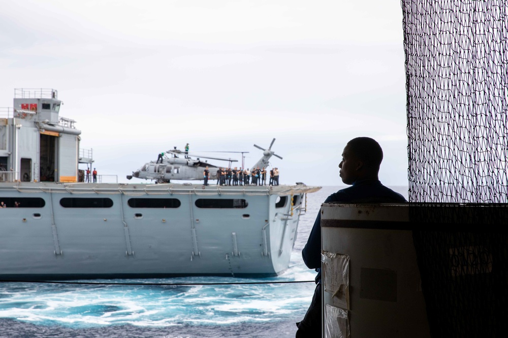 Daily operation aboard USS George H.W. Bush (CVN 77)