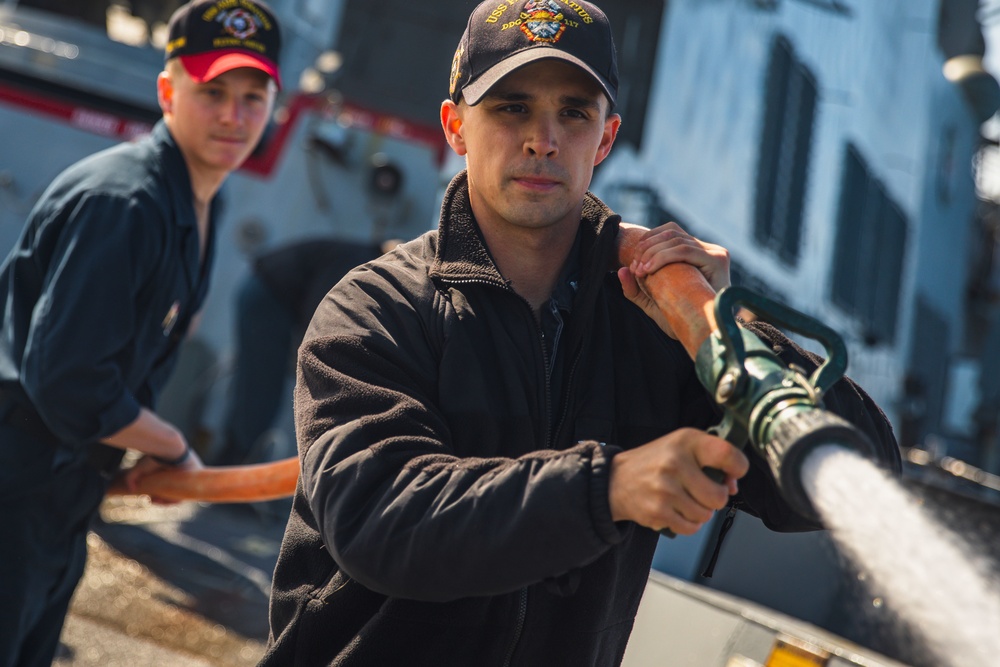 USS Paul Ignatius (DDG 117) Sailors Conduct Fresh Water Wash Down
