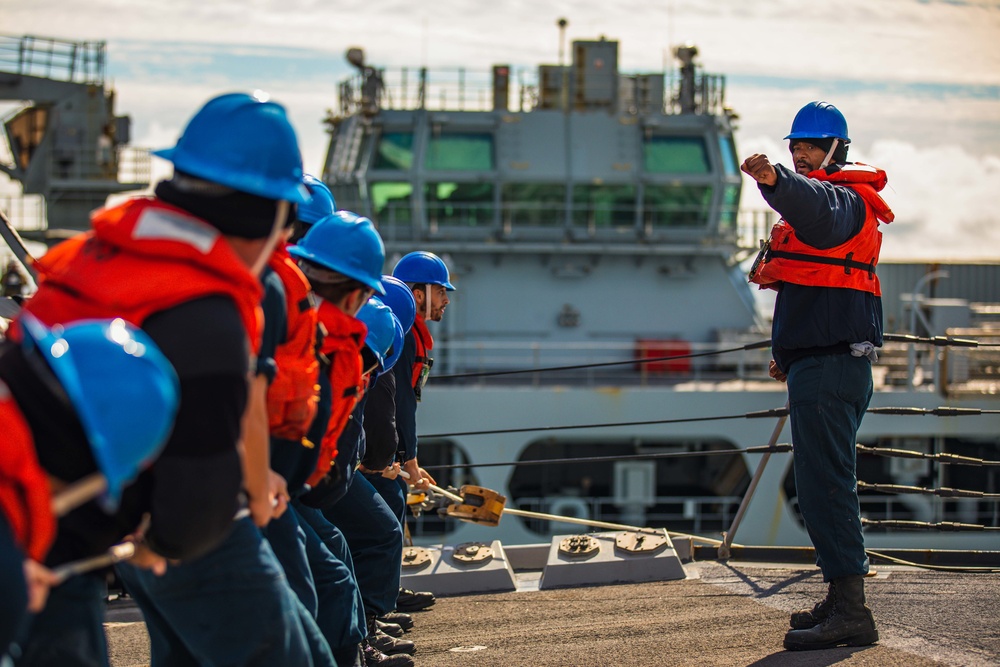 USS Paul Ignatius (DDG 117) Conducts RAS with British RFA Tiderace (A137)