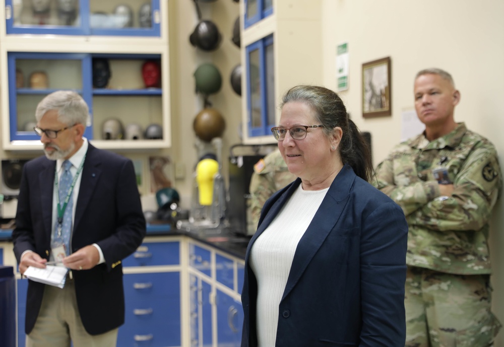 Federal Air Surgeon visits the U.S. Army Aviation Center of Excellence