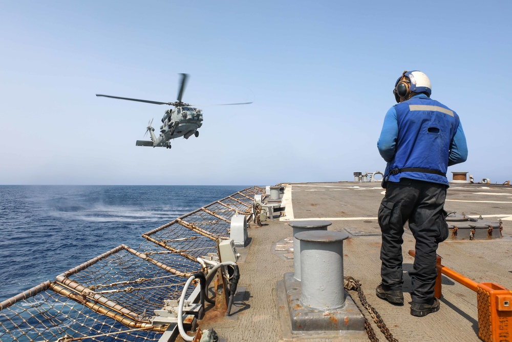 USS Cole Conducts Flight Quarters