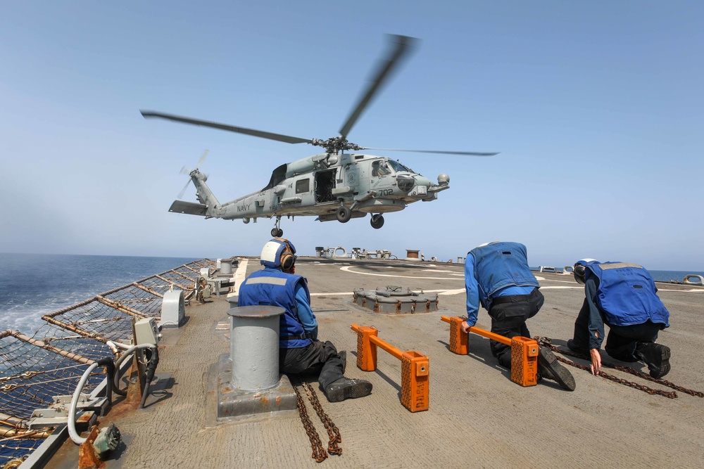 USS Cole Conducts Flight Quarters