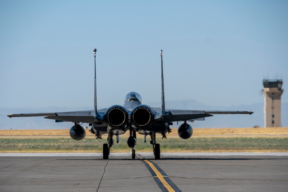 Gunfighters Take to the Skies
