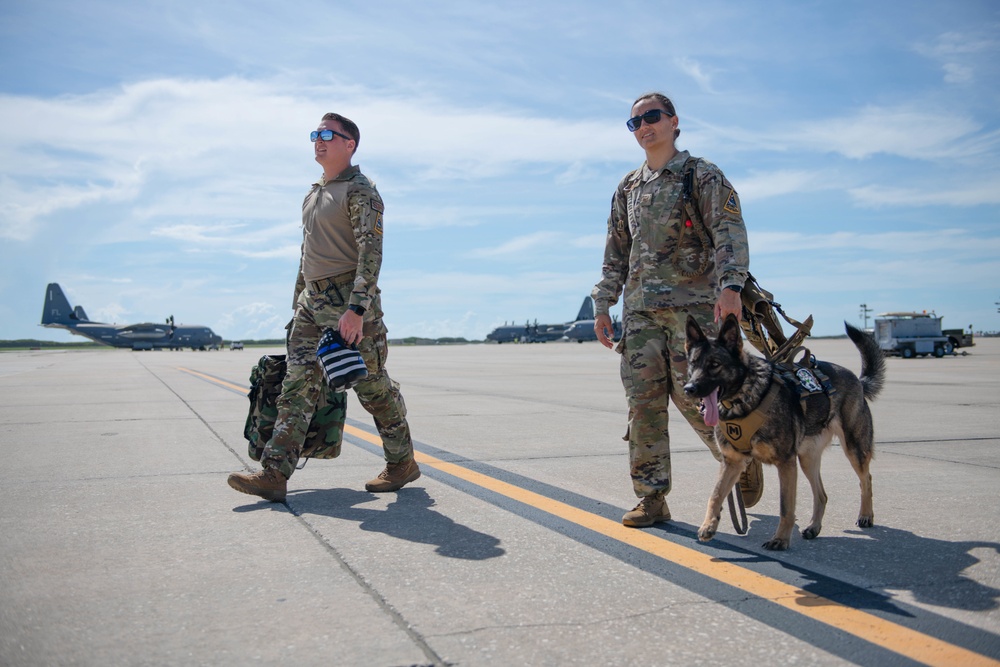 Military Working Dog Trains With 920th Rescue Wing