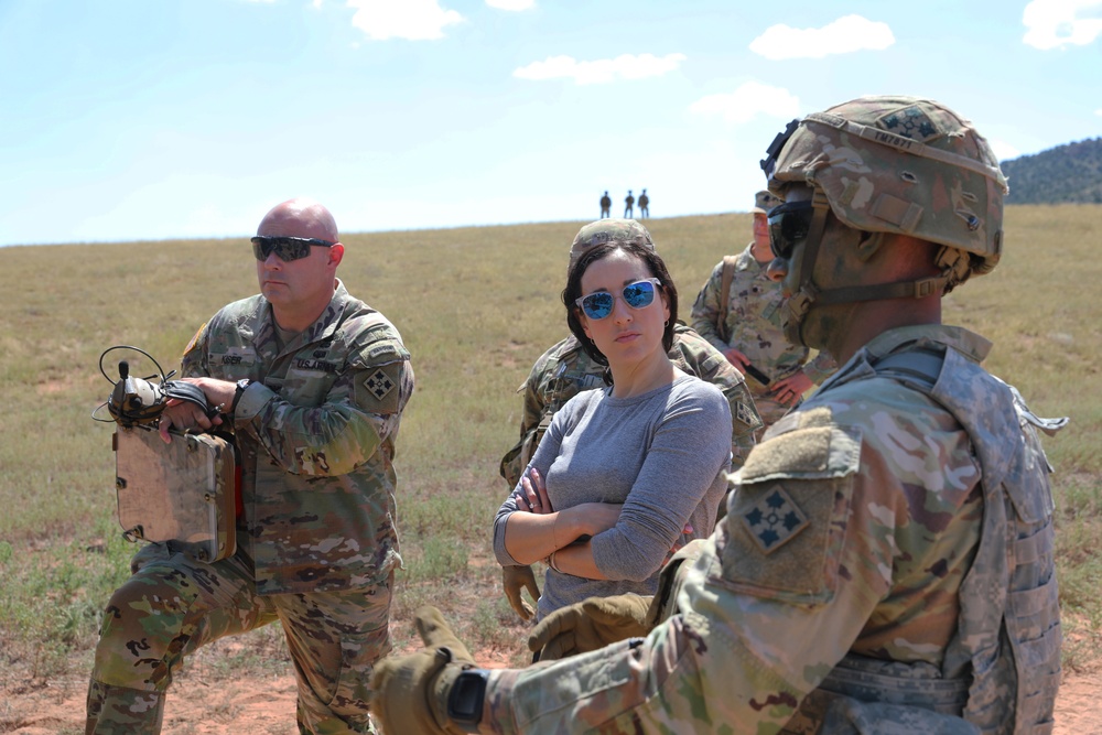 Deputy Assistant Secretary of Defense for Force Readiness visits 1st Battalion 41st Infantry Regiment