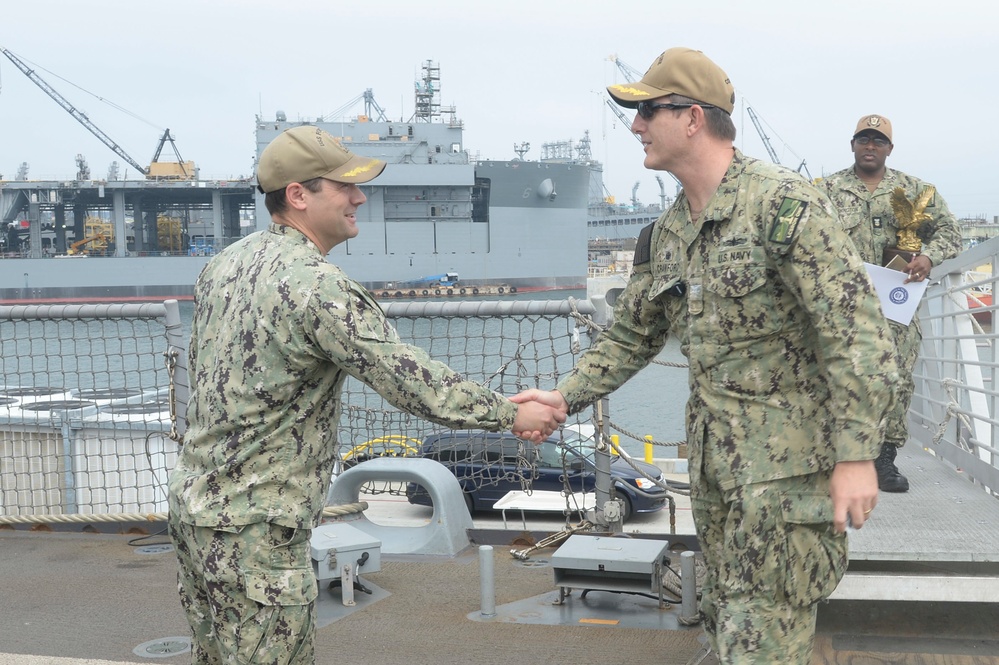 USS Fort Worth (LCS 3) Holds All-Hands Call